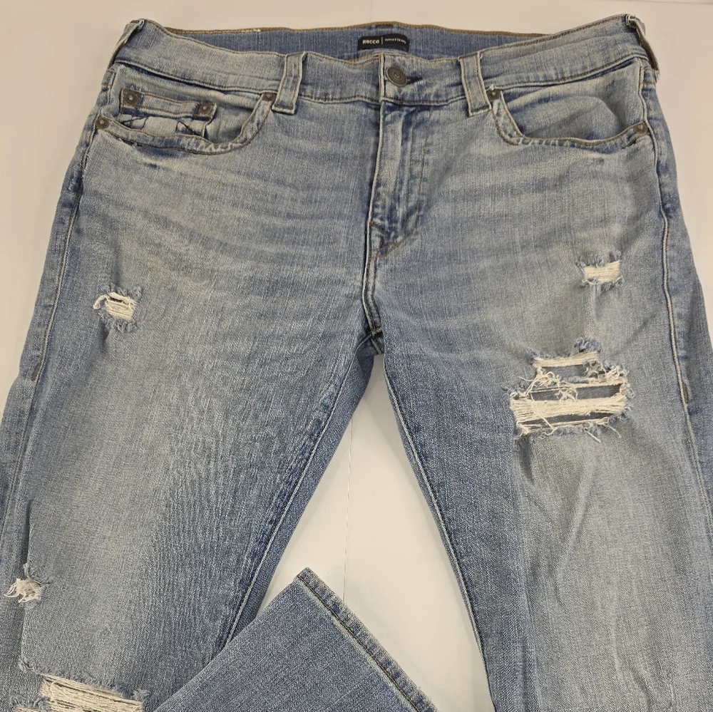 True Religion Men's Distressed Rocco Jeans Relaxed Skinny Size 36 Blue L-3331